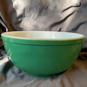 Vintage Green Pyrex Mixing Bowl